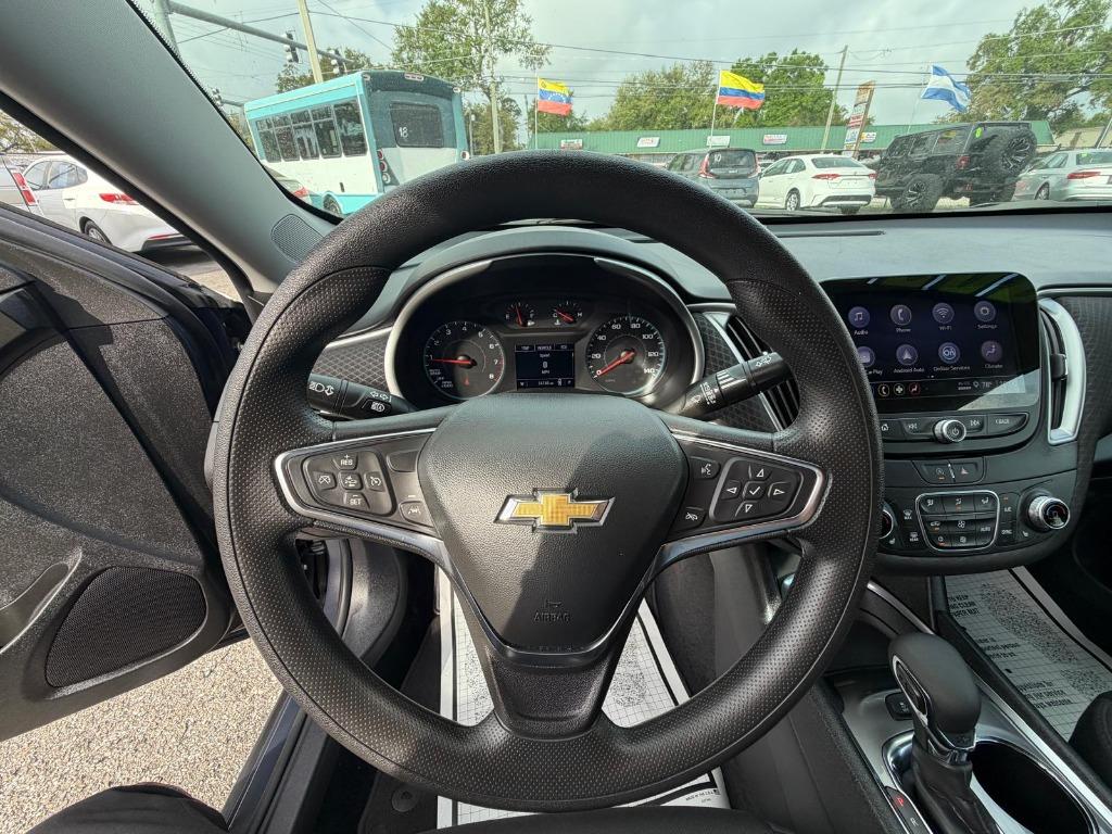 2025 Chevrolet Malibu - $21,995