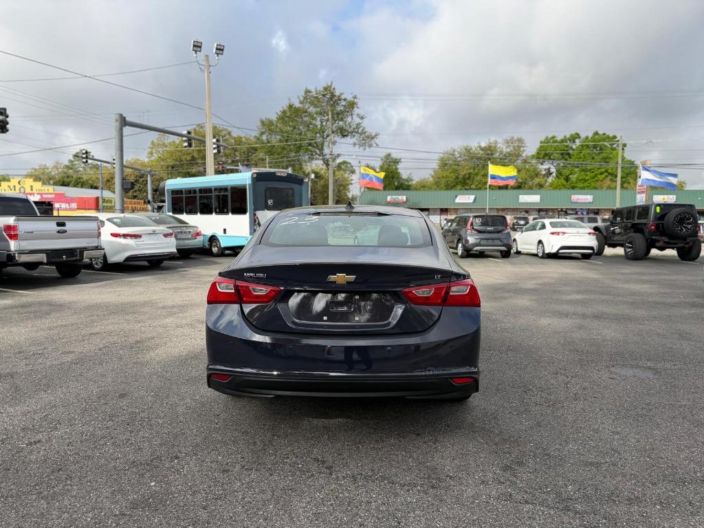 2025 Chevrolet Malibu - $21,995