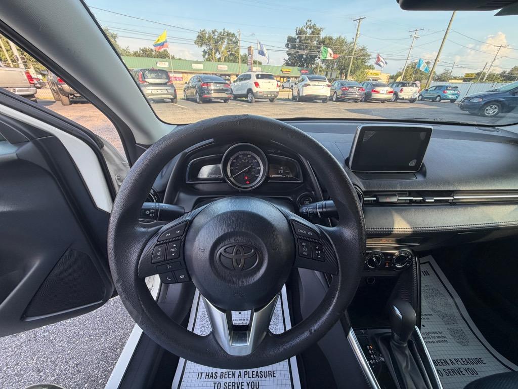 2017 Toyota Yaris - $8,995