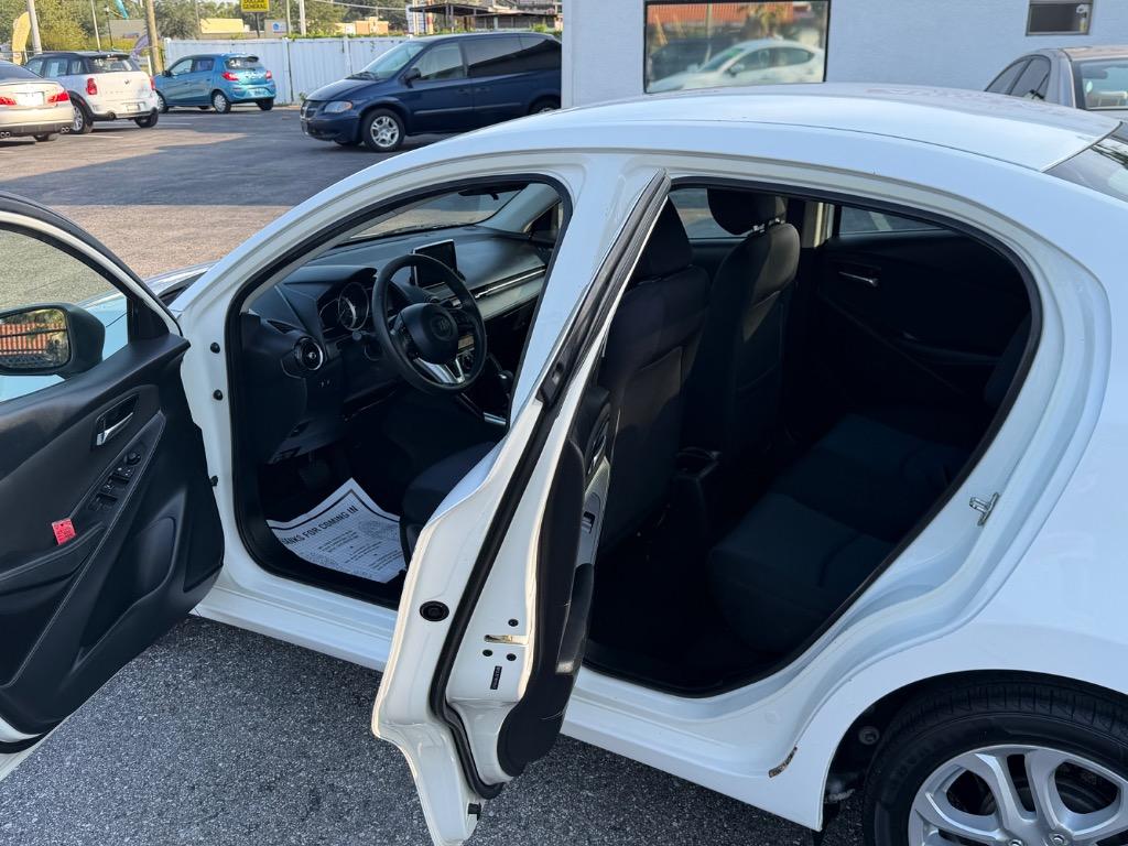 2017 Toyota Yaris - $8,995