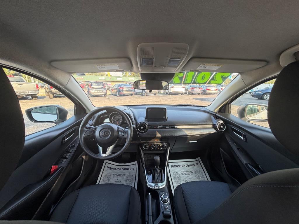 2017 Toyota Yaris - $8,995