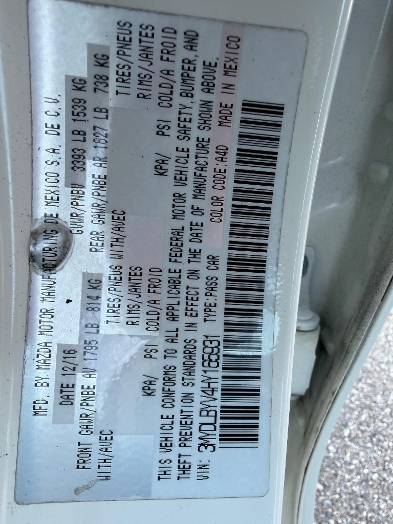 2017 Toyota Yaris - $8,995