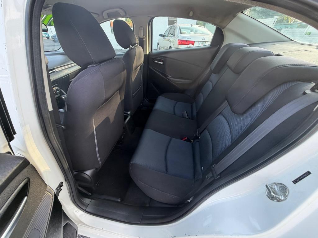 2017 Toyota Yaris - $8,995