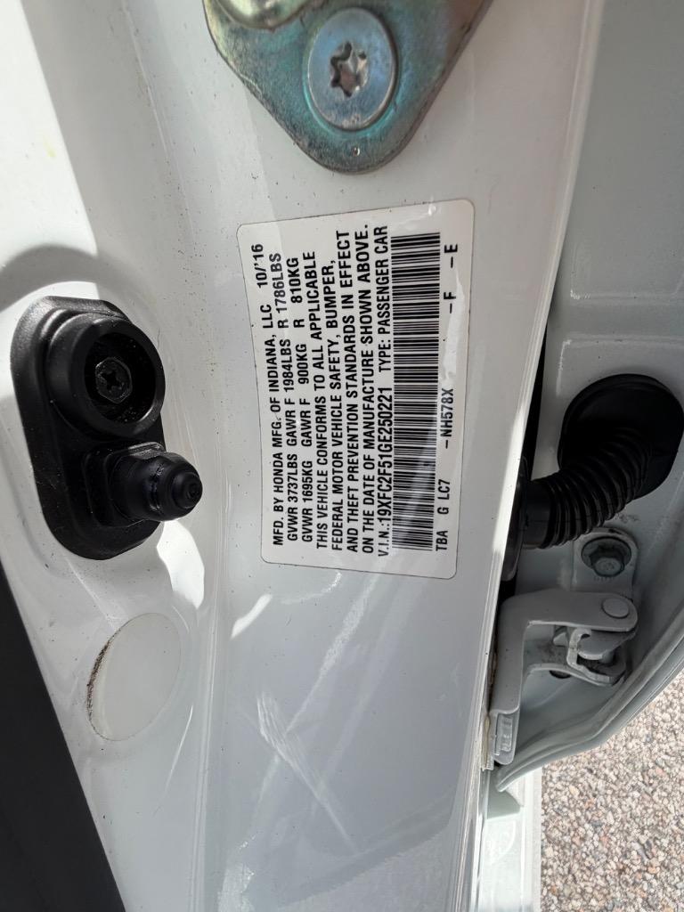 2016 Honda Civic - $9,995