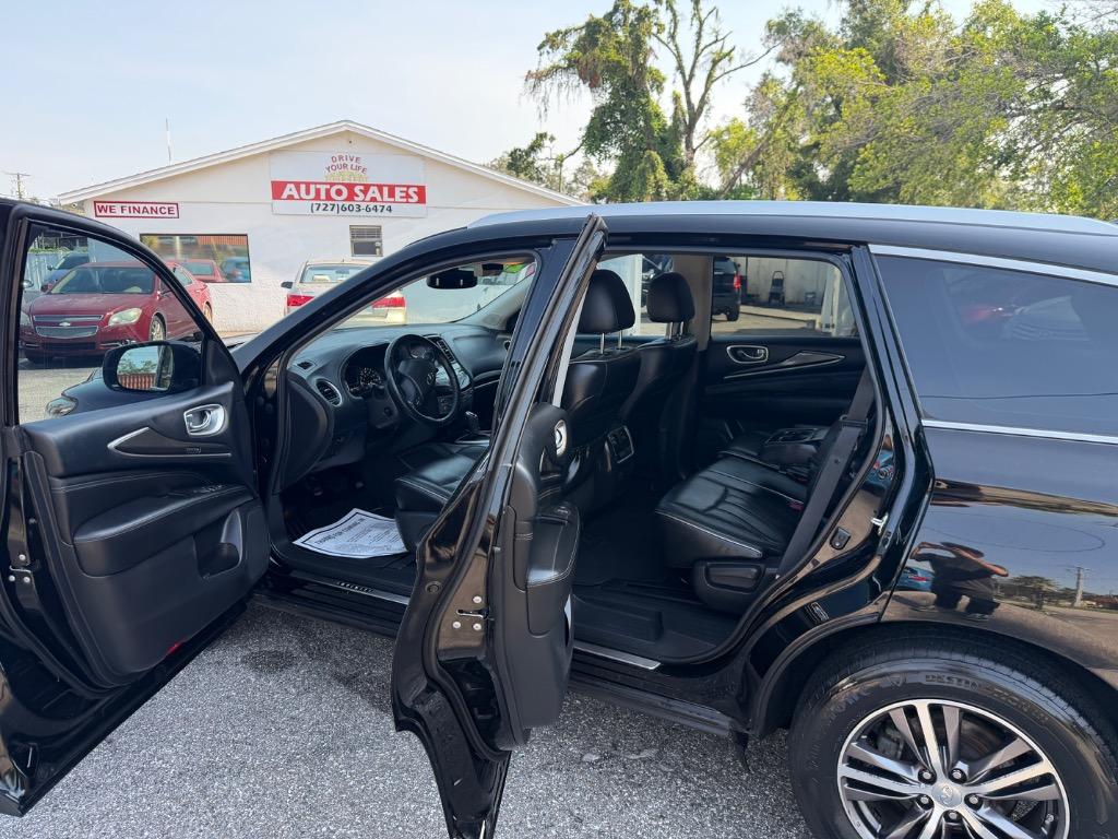2017 INFINITI QX60 - $11,995