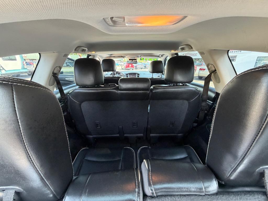 2017 INFINITI QX60 - $11,995