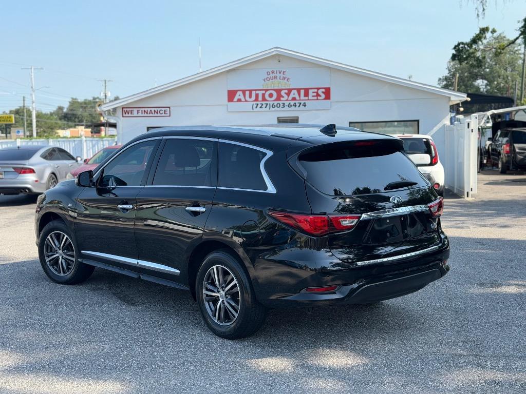 2017 INFINITI QX60 - $11,995