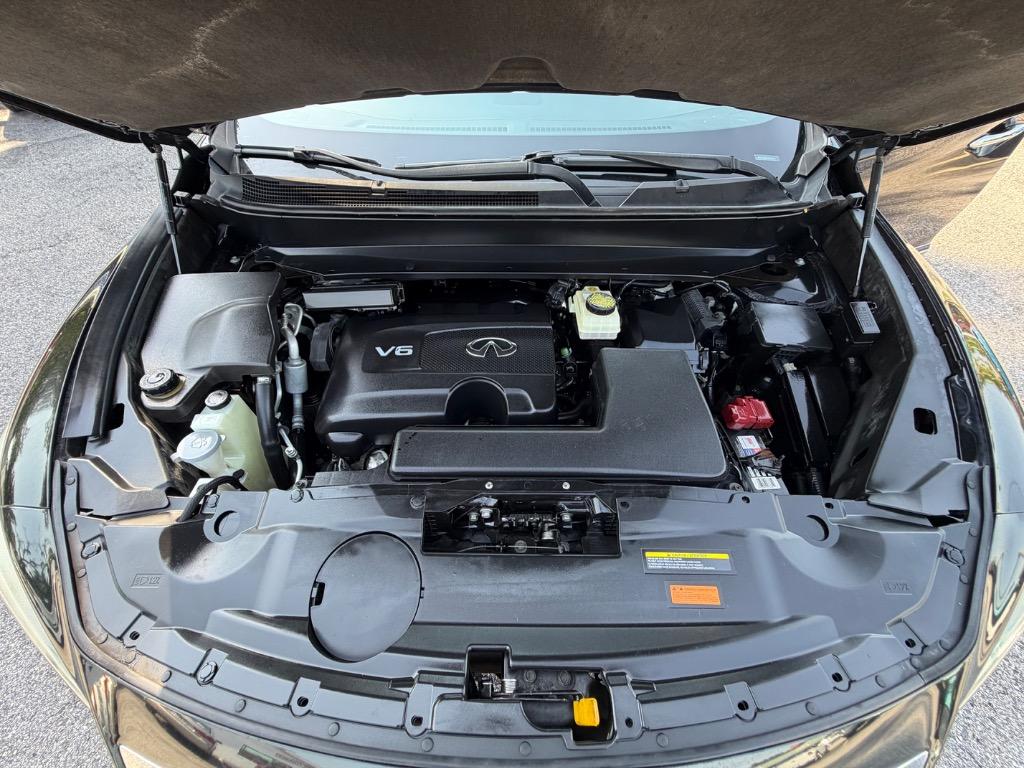 2017 INFINITI QX60 - $11,995