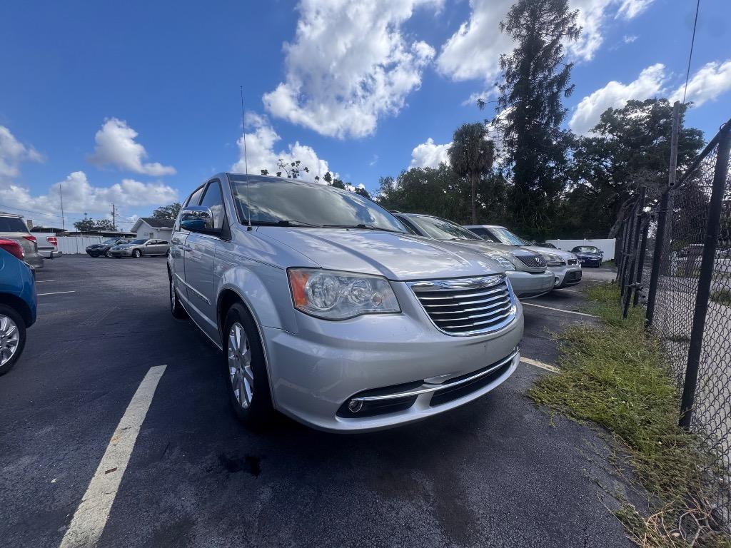 2011 Chrysler Town and Country Touring-L