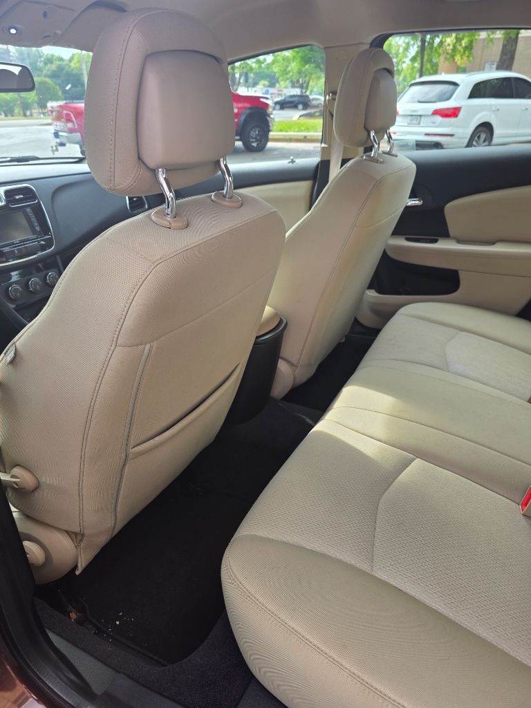 2012 Chrysler 200 - $3,999
