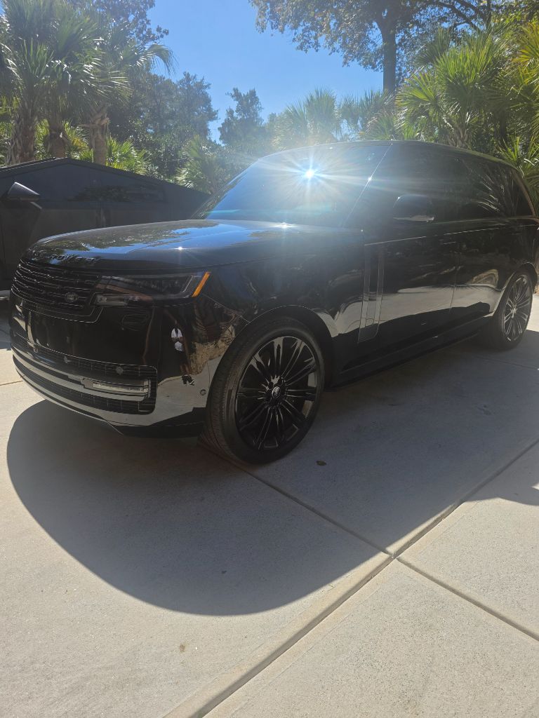 2025 Land Rover Range Rover - $104,999