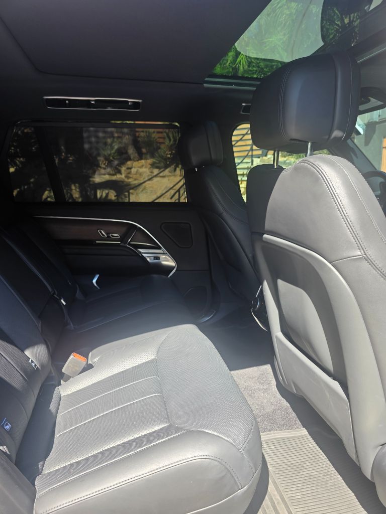 2025 Land Rover Range Rover - $104,999