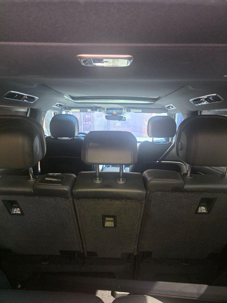 2025 Land Rover Range Rover - $104,999