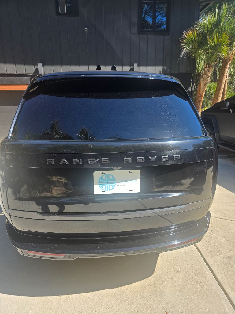 2025 Land Rover Range Rover - $104,999