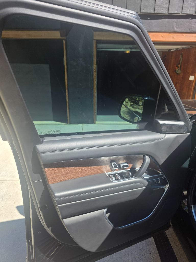 2025 Land Rover Range Rover - $104,999