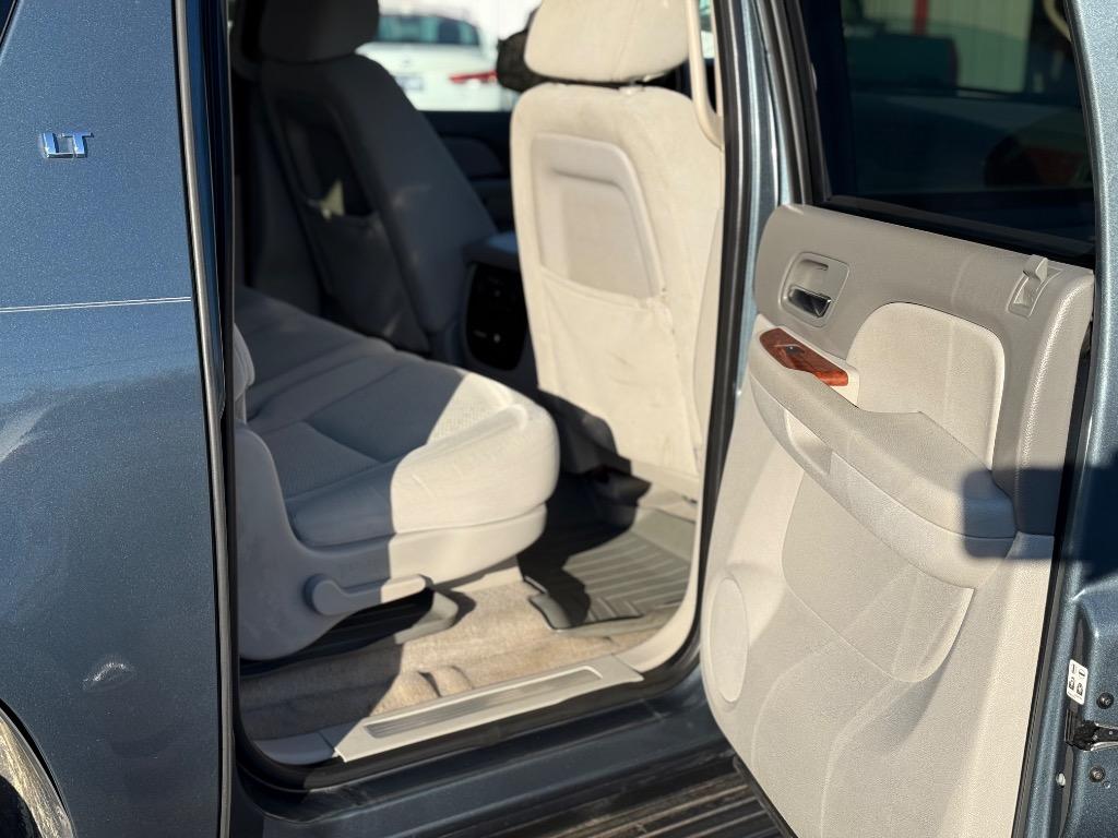 2008 Chevrolet Suburban LS 1500 photo