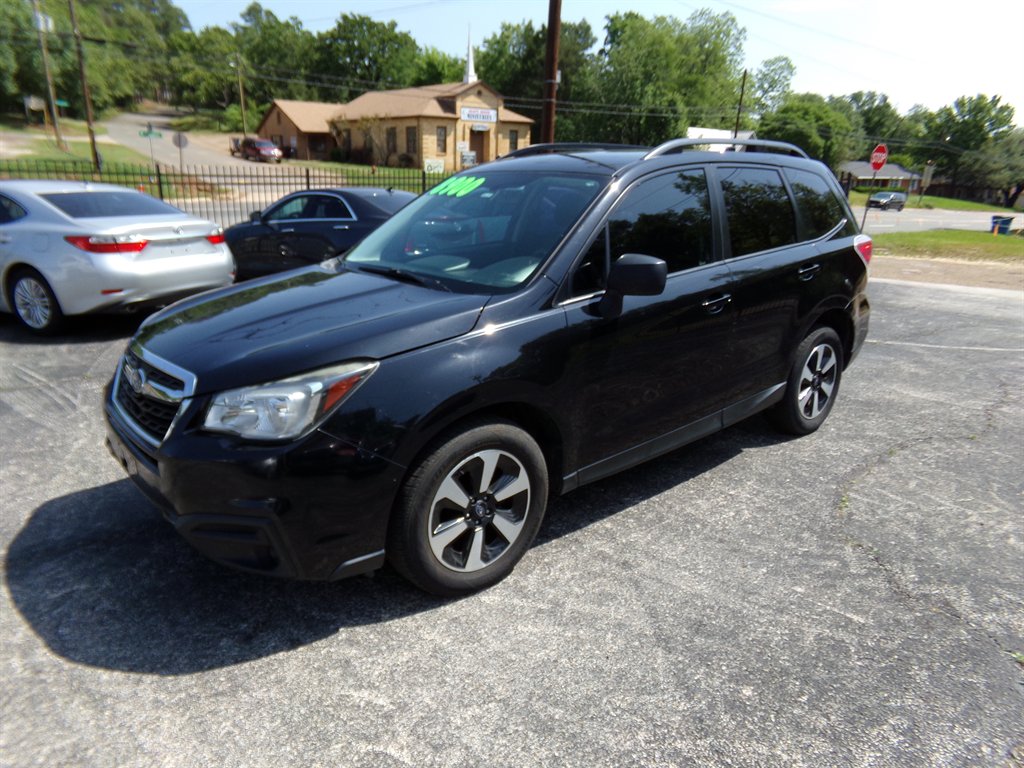 2017 Subaru Forester 2.5i photo