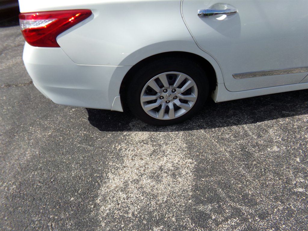 2016 Nissan Altima - $6,500