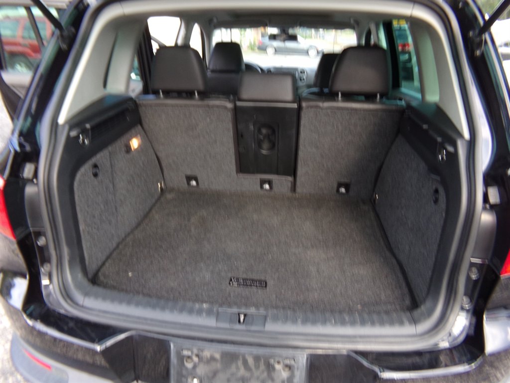 2017 Volkswagen Tiguan - $8,900