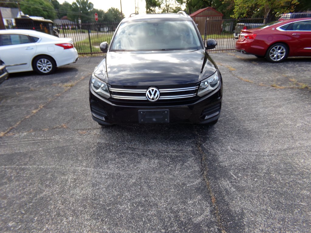 2017 Volkswagen Tiguan - $8,900