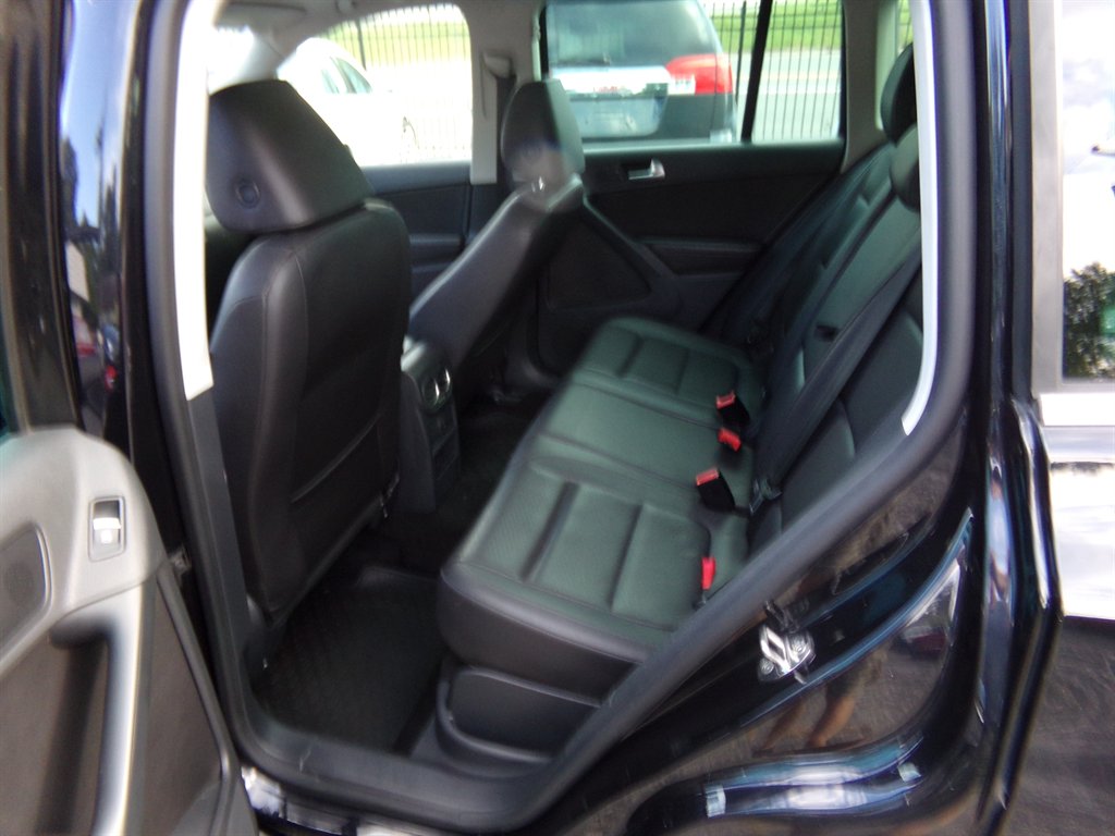 2017 Volkswagen Tiguan - $8,900