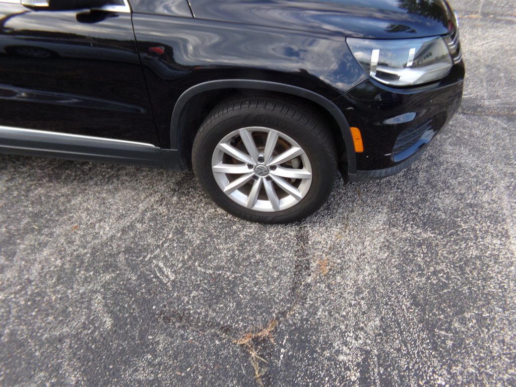 2017 Volkswagen Tiguan - $8,900