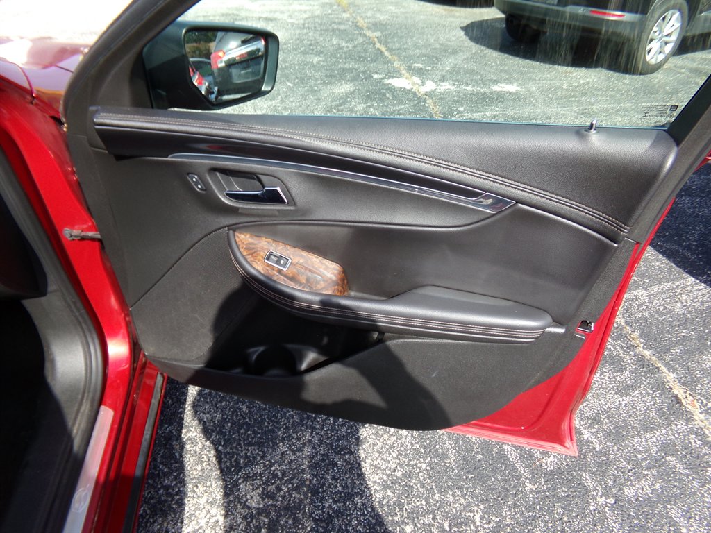 2015 Chevrolet Impala - $8,900