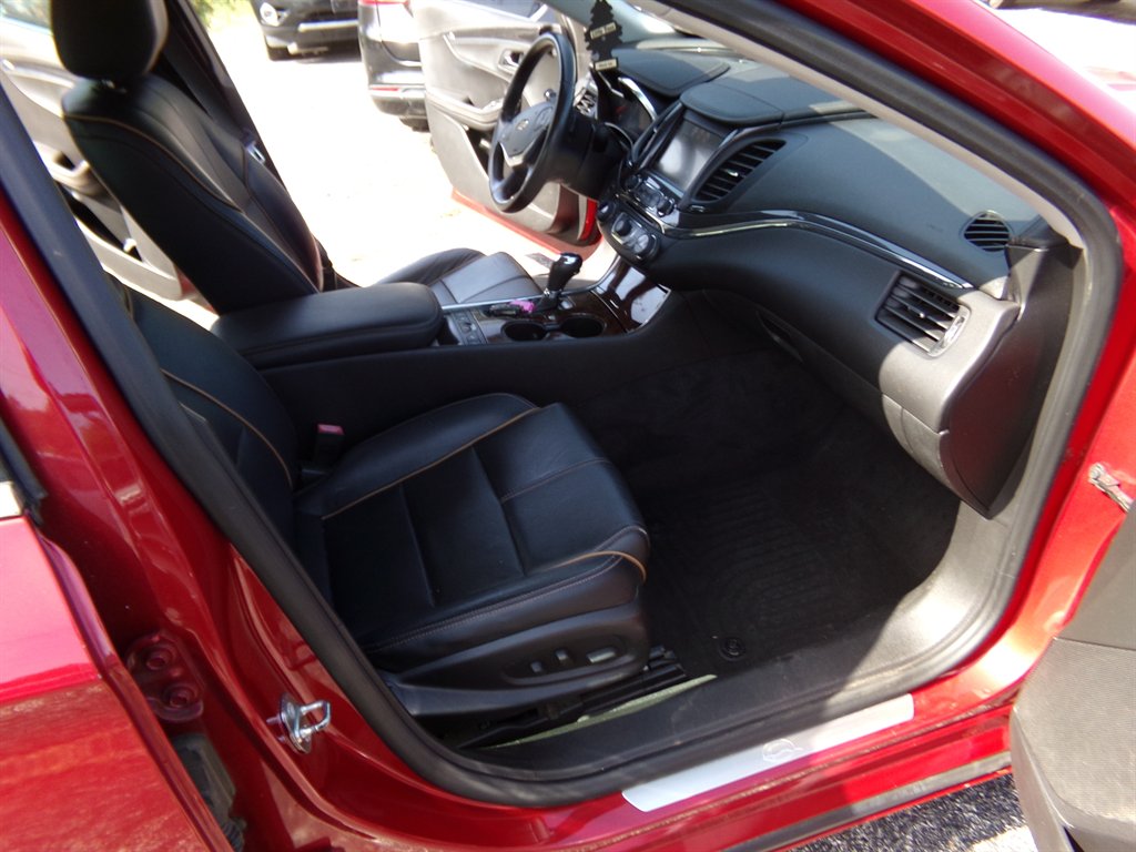 2015 Chevrolet Impala - $8,900
