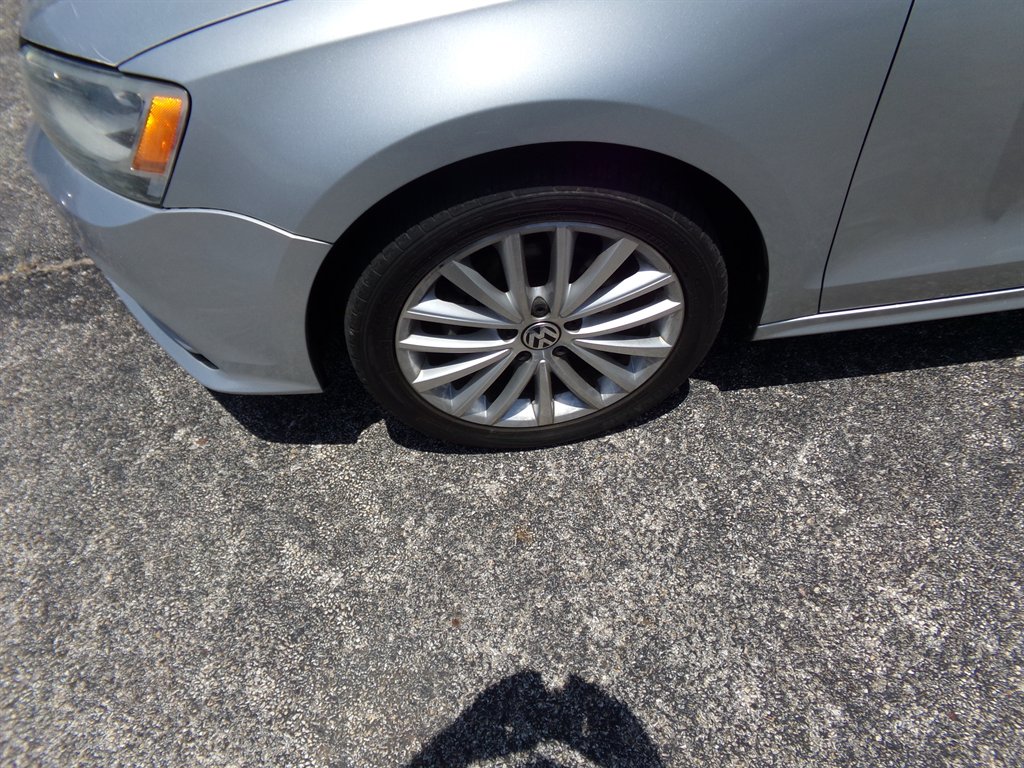 2015 Volkswagen Jetta - $8,500