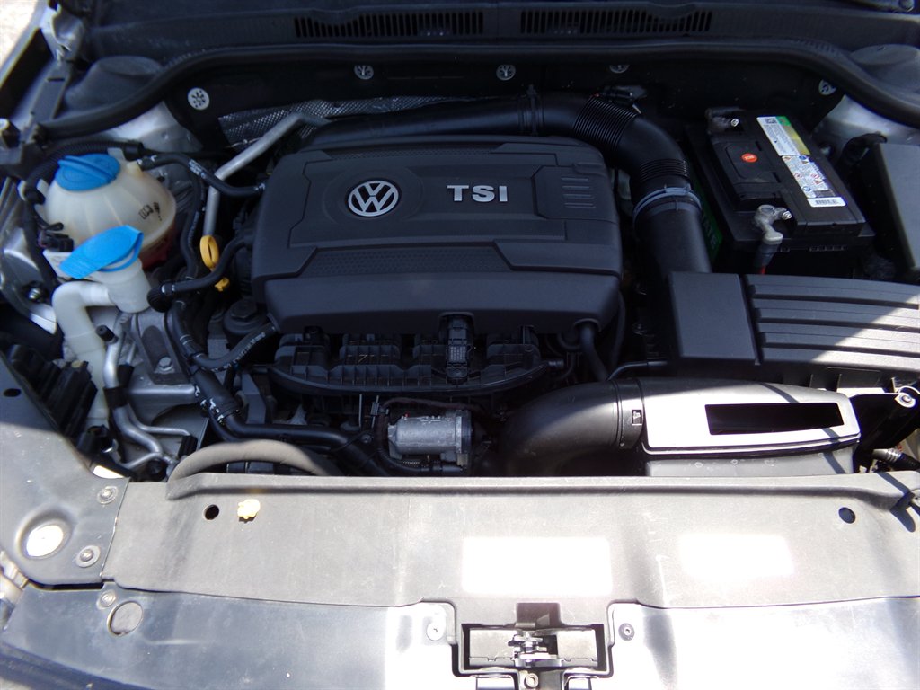 2015 Volkswagen Jetta - $8,500