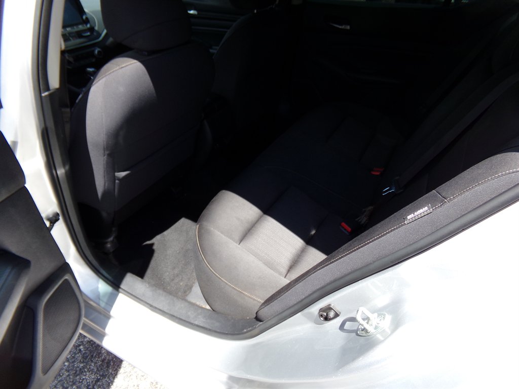 2020 Nissan Altima - $8,500
