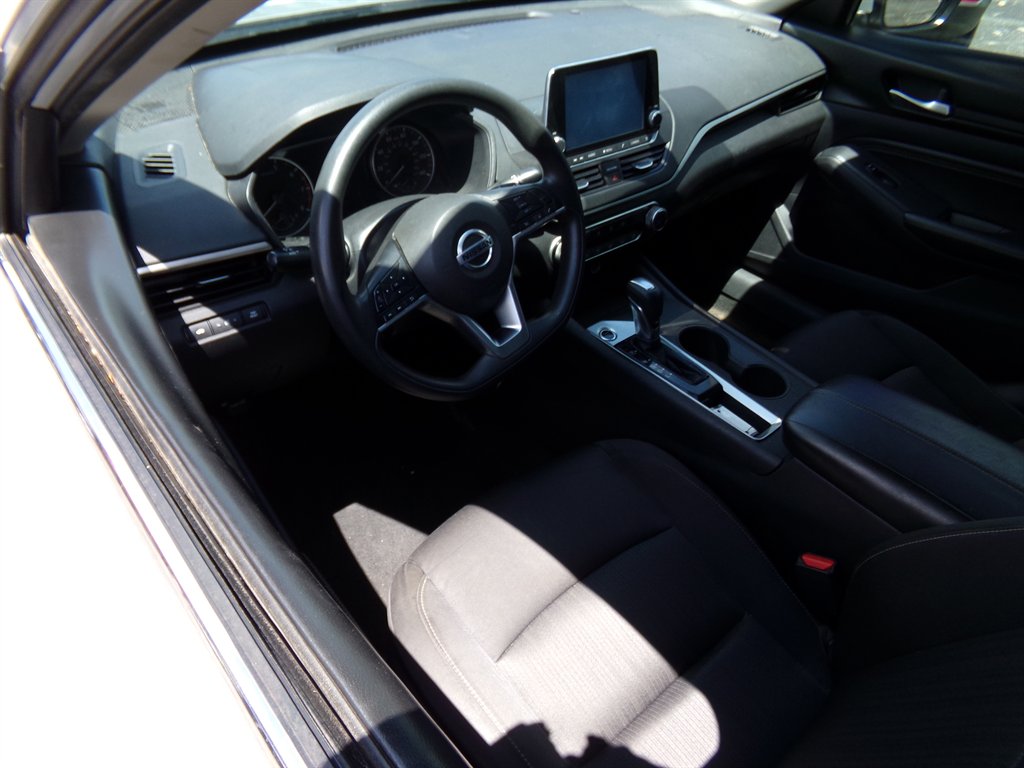 2020 Nissan Altima - $8,500