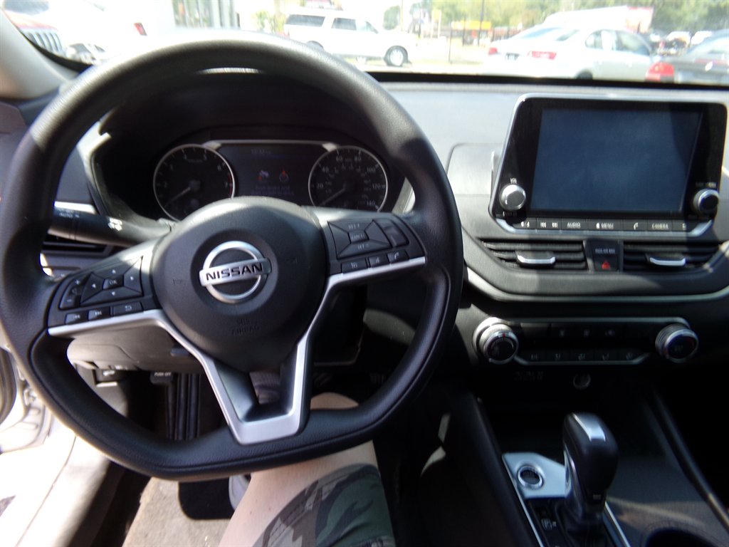 2020 Nissan Altima - $8,500