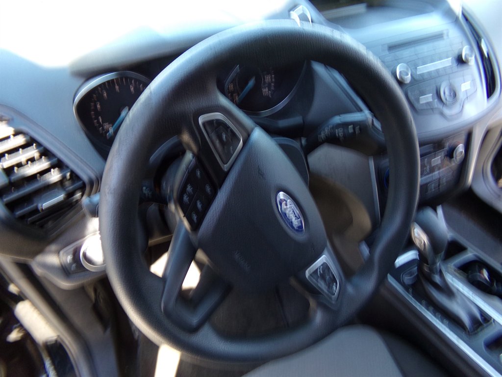 2018 Ford Escape - $7,900