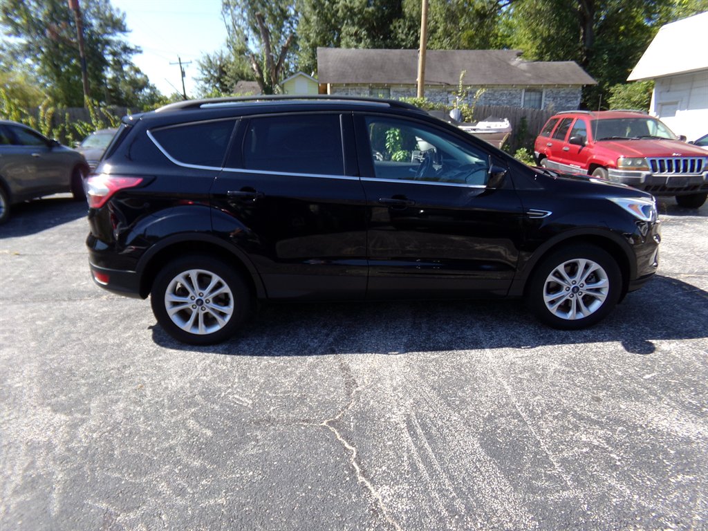 2018 Ford Escape - $7,900