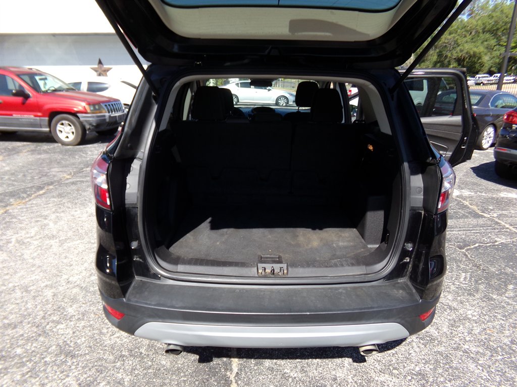 2018 Ford Escape - $7,900