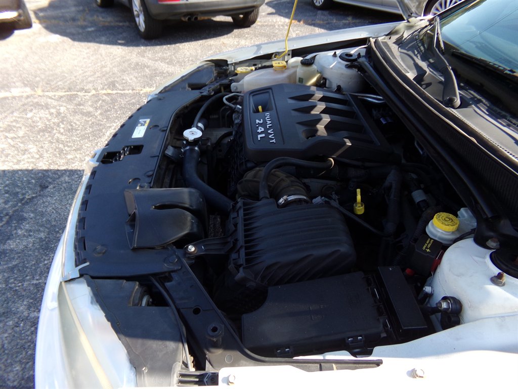 2013 Dodge Avenger - $6,500