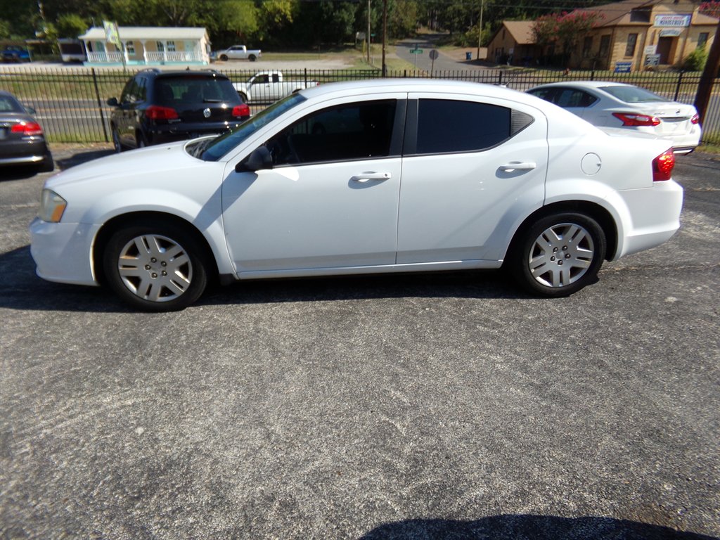 2013 Dodge Avenger - $6,500