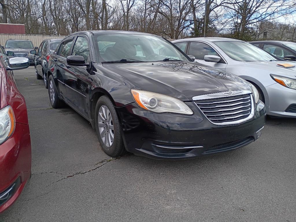 2013 Chrysler 200