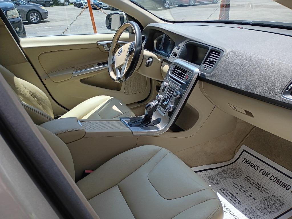 2015 Volvo V60