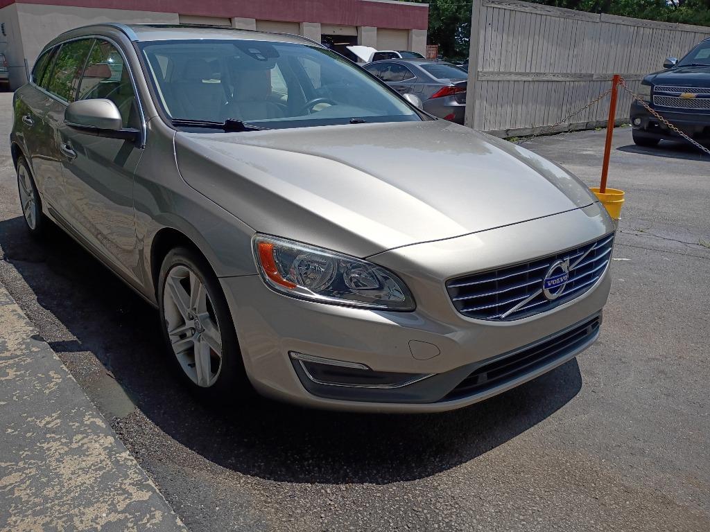 2015 Volvo V60