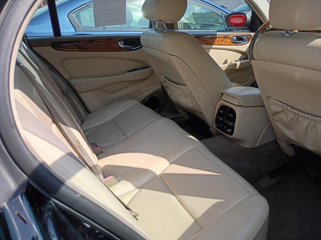 2004 Jaguar XJ