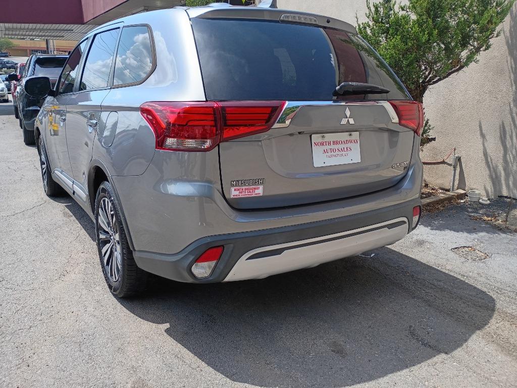 2019 Mitsubishi Outlander