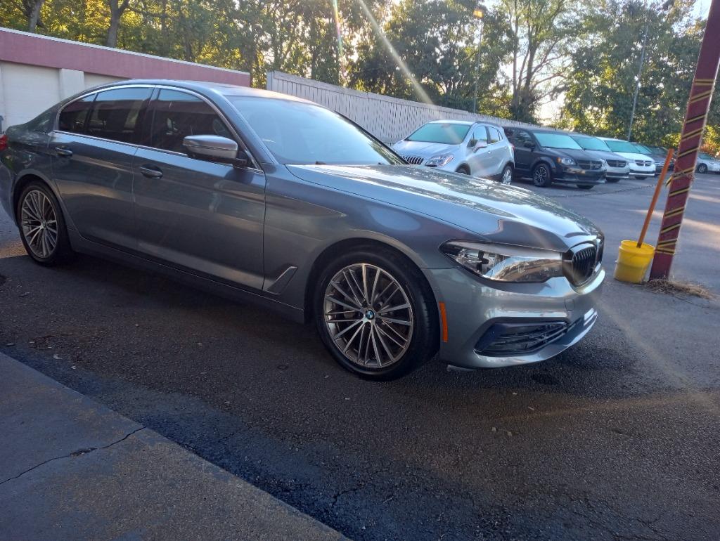 2019 BMW 530i