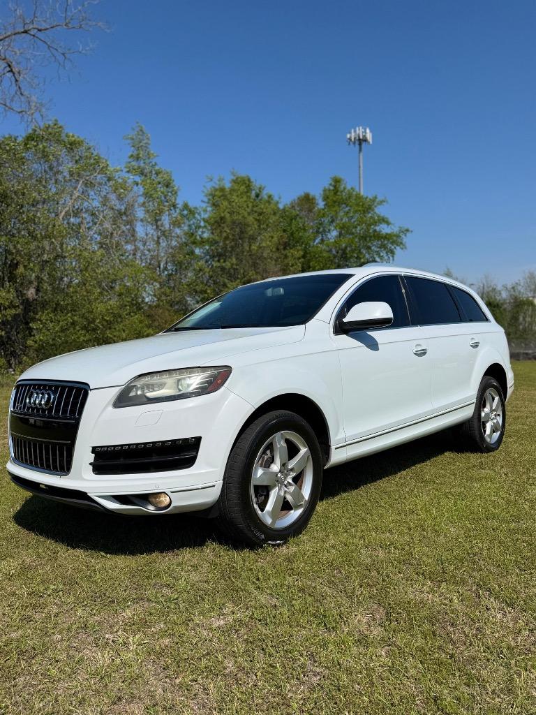 2015 Audi Q7 - $9,800
