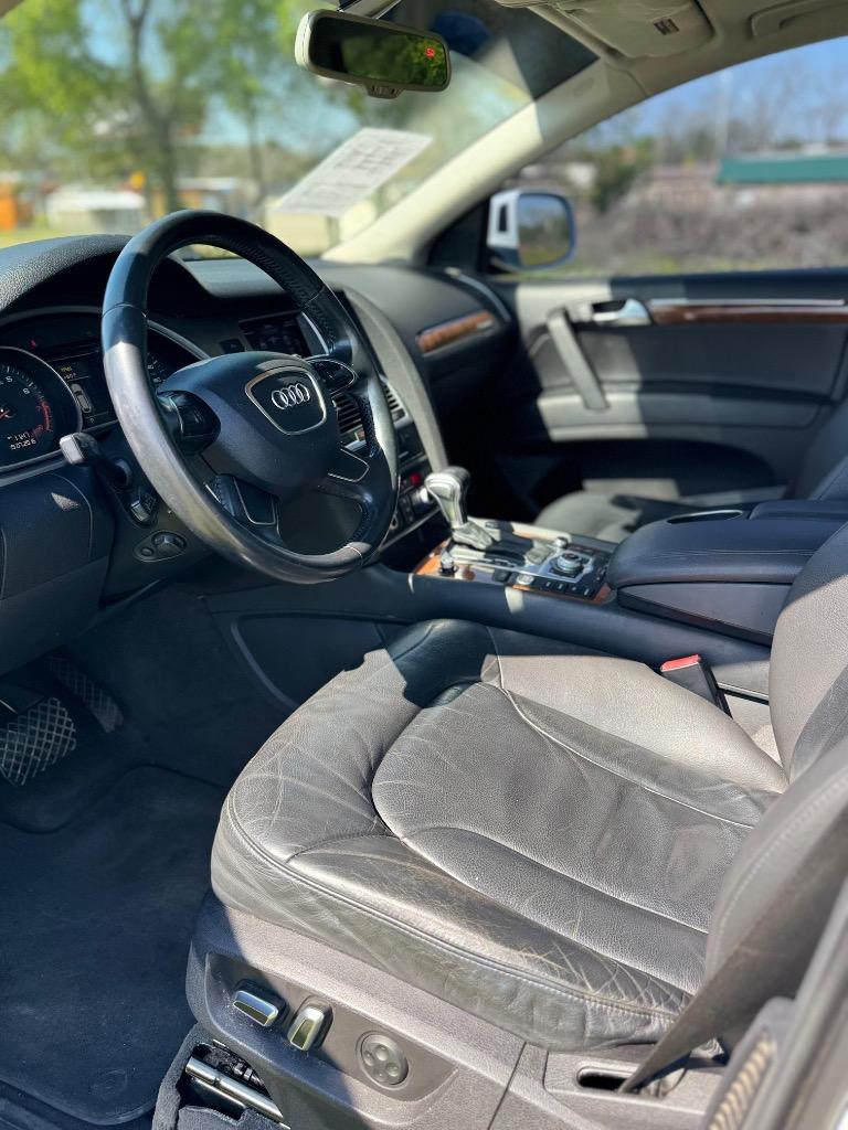 2015 Audi Q7 - $9,800