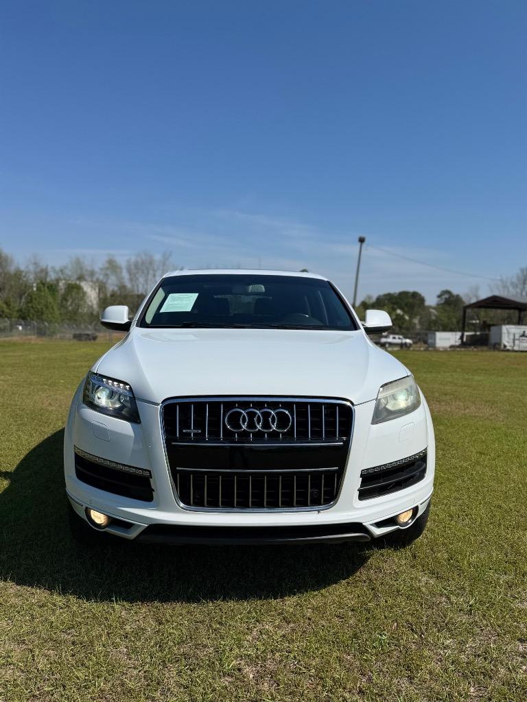 2015 Audi Q7 - $9,800