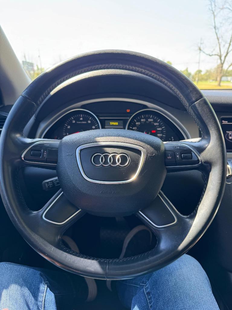 2015 Audi Q7 - $9,800
