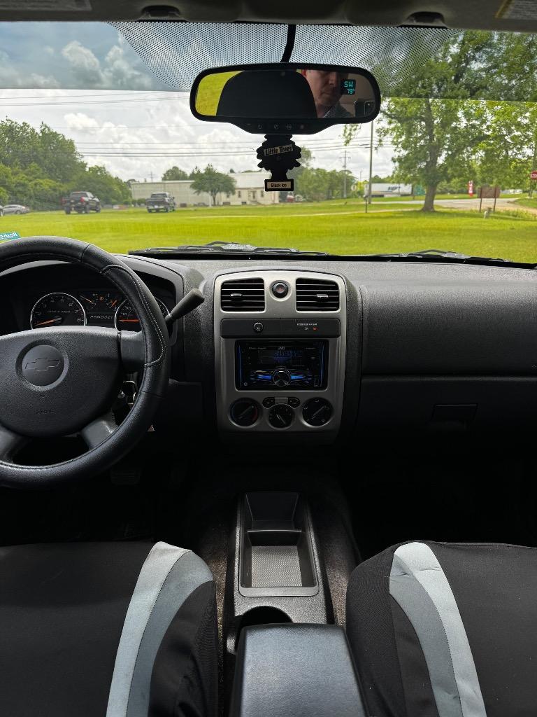 2010 Chevrolet Colorado - $8,999