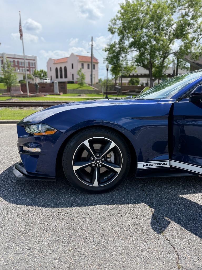 2019 Ford Mustang - $13,500